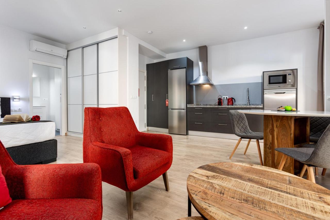 Pinzon Studios & Penthouse Аликанте Экстерьер фото