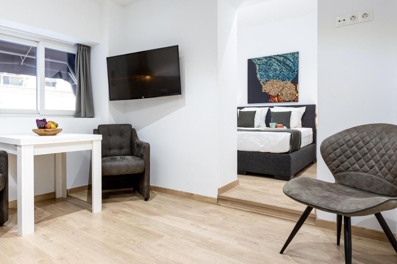 Pinzon Studios & Penthouse Аликанте Экстерьер фото