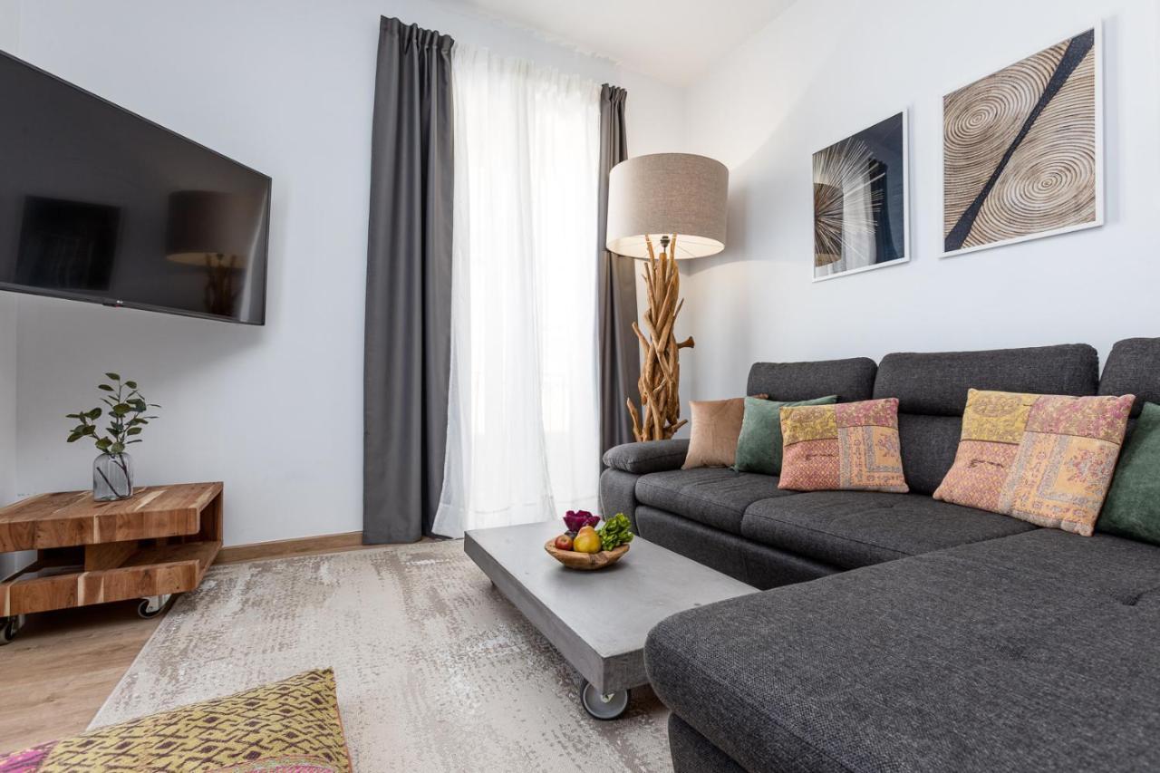 Pinzon Studios & Penthouse Аликанте Экстерьер фото