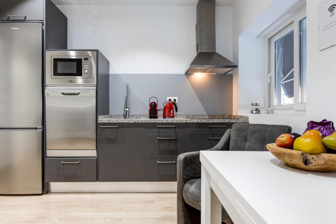 Pinzon Studios & Penthouse Аликанте Экстерьер фото
